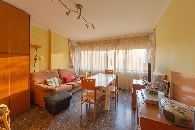 Imagen 2 Inmueble 299907 - Piso en venta en Barcelona / Sant Martí de Provençals