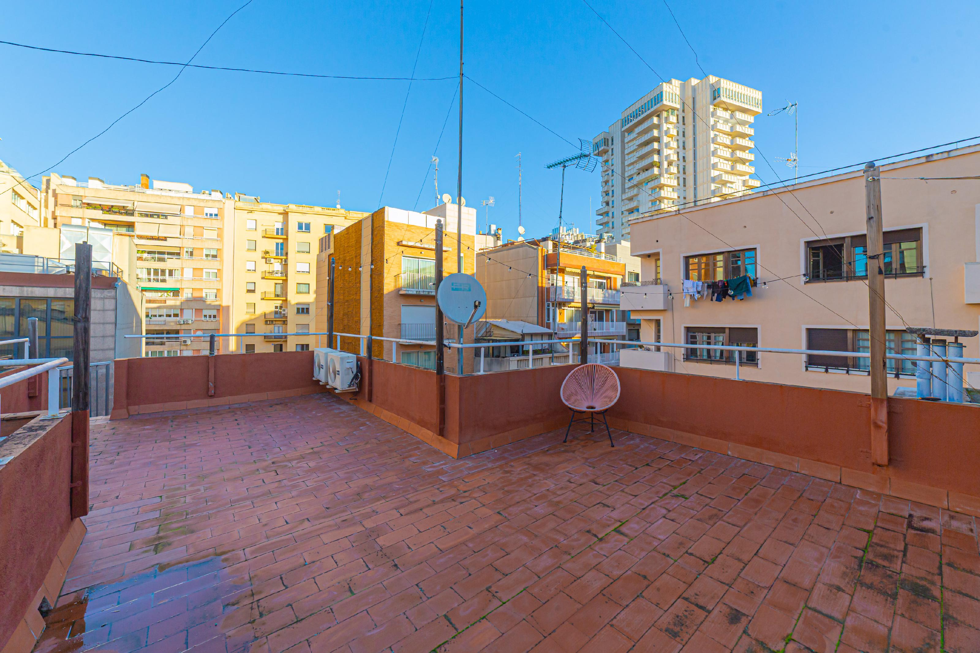 Imagen 4 Piso en venta en Barcelona / La Illa-Les Corts