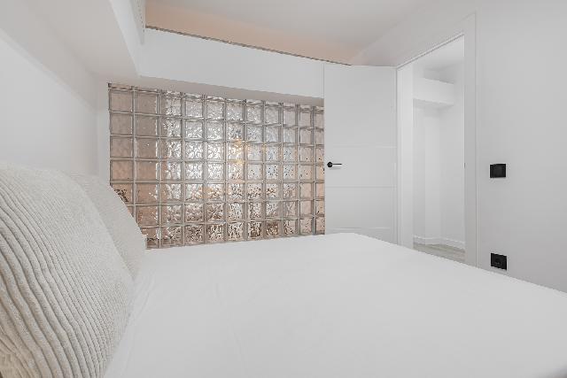 Imagen 6 Inmueble 300019 - Piso en venta en Barcelona / Travessera de Gràcia - Calle Marina