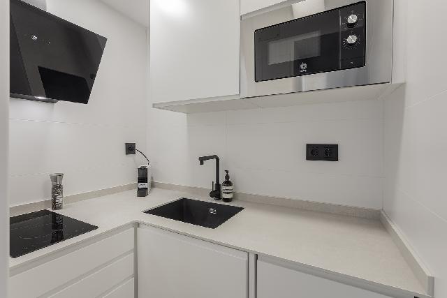 Imagen 4 Inmueble 300019 - Piso en venta en Barcelona / Travessera de Gràcia - Calle Marina