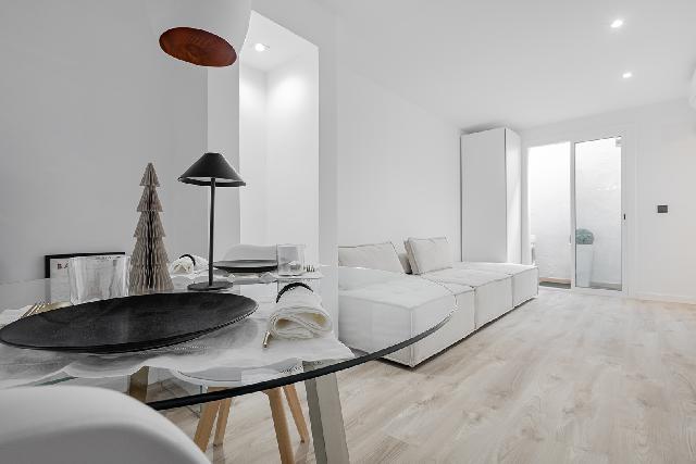 Imagen 1 Inmueble 300019 - Piso en venta en Barcelona / Travessera de Gràcia - Calle Marina