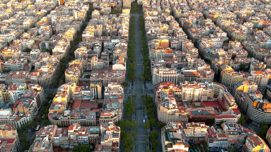 Imagen 2 Dúplex en venta en Barcelona / Pau Claris - Gran Vía 