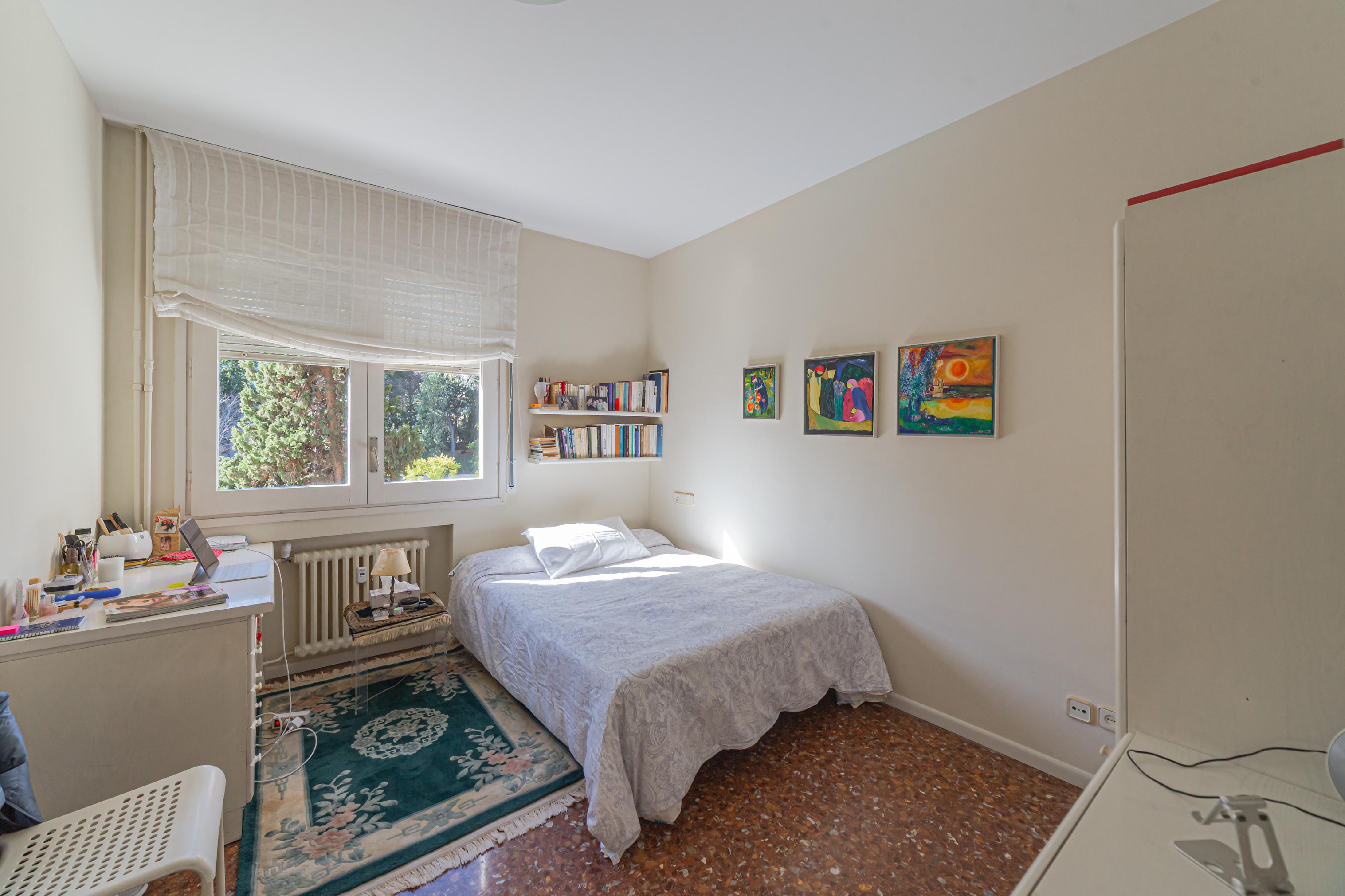 Imagen 16 Piso en venta en Barcelona / Próximo al Liceo Francés