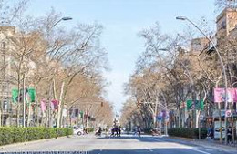 Imagen 4 Local Comercial en venta en Barcelona / Muntaner- Diagonal