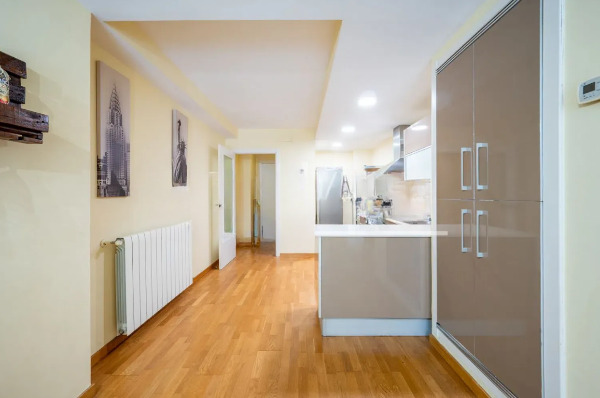 Imagen 3 Inmueble 300646 - Piso en venta en Barcelona / Próximo al Parc de la Ciutadella y a 20´ de la playa