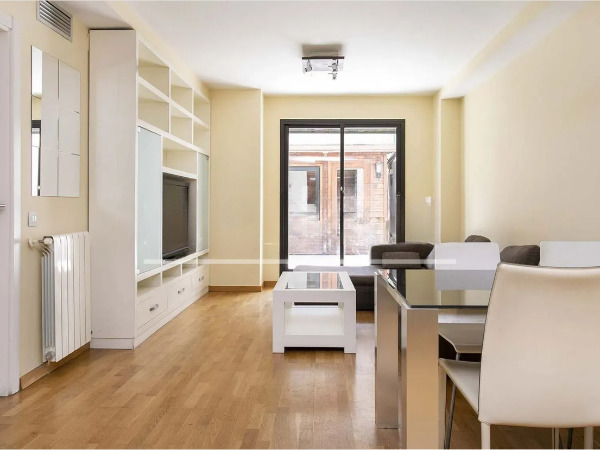 Imagen 2 Inmueble 300646 - Piso en venta en Barcelona / Próximo al Parc de la Ciutadella y a 20´ de la playa