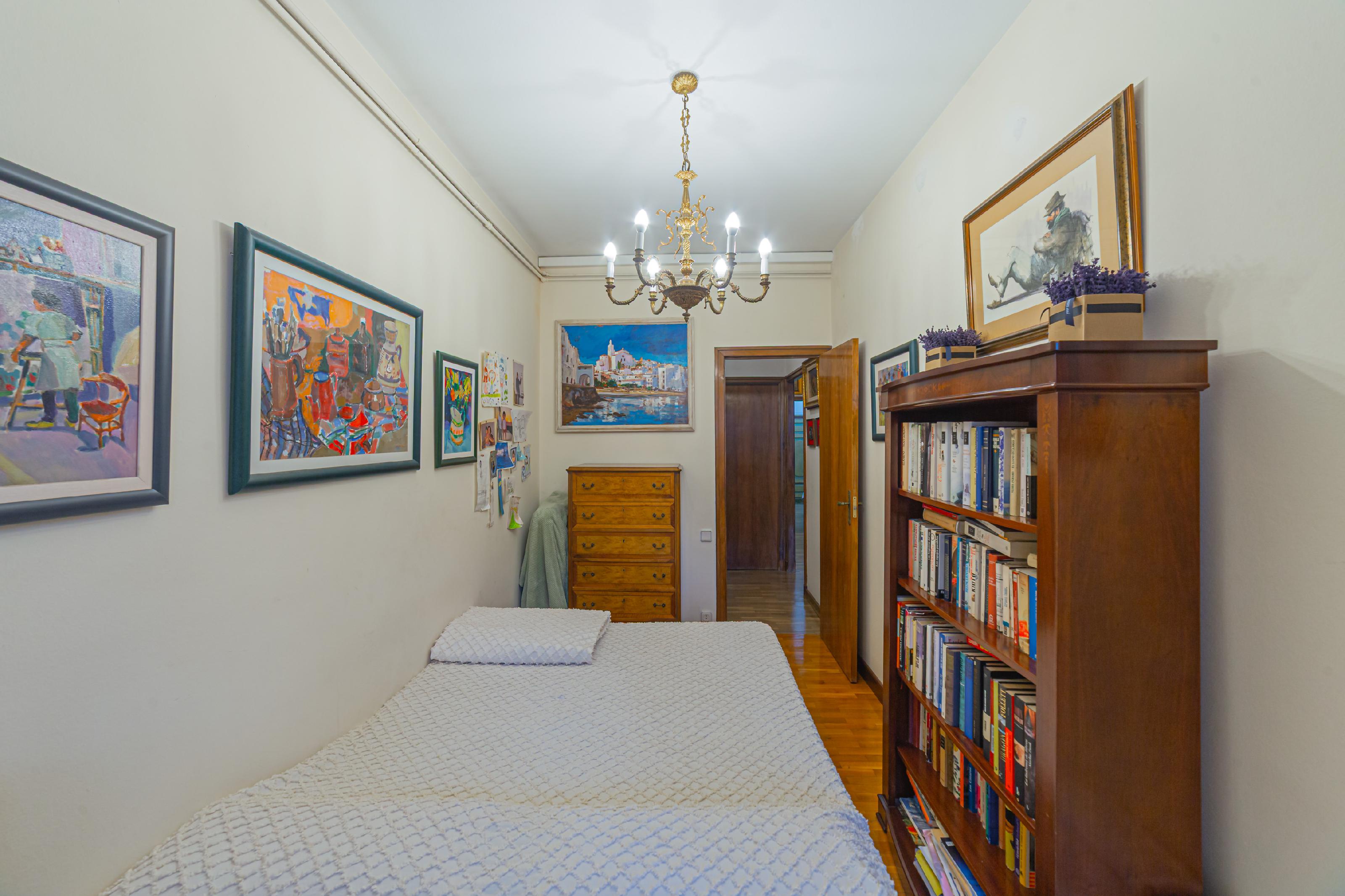 Imagen 22 Piso en venta en Barcelona / Plaça d´Alfons Comin-Avenida República Argentina