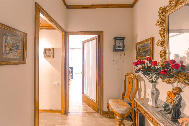 Imagen 28 Inmueble 300705 - Piso en venta en Barcelona / Plaça d´Alfons Comin-Avenida República Argentina