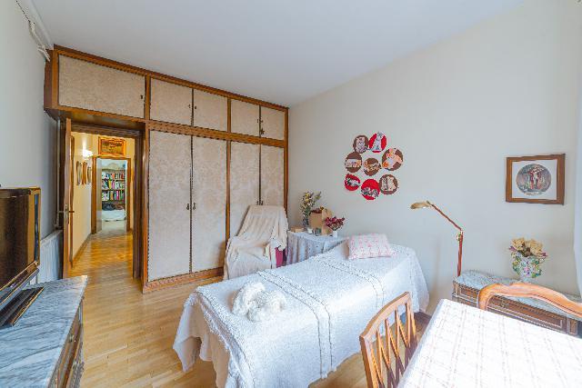 Imagen 12 Inmueble 300705 - Piso en venta en Barcelona / Plaça d´Alfons Comin-Avenida República Argentina