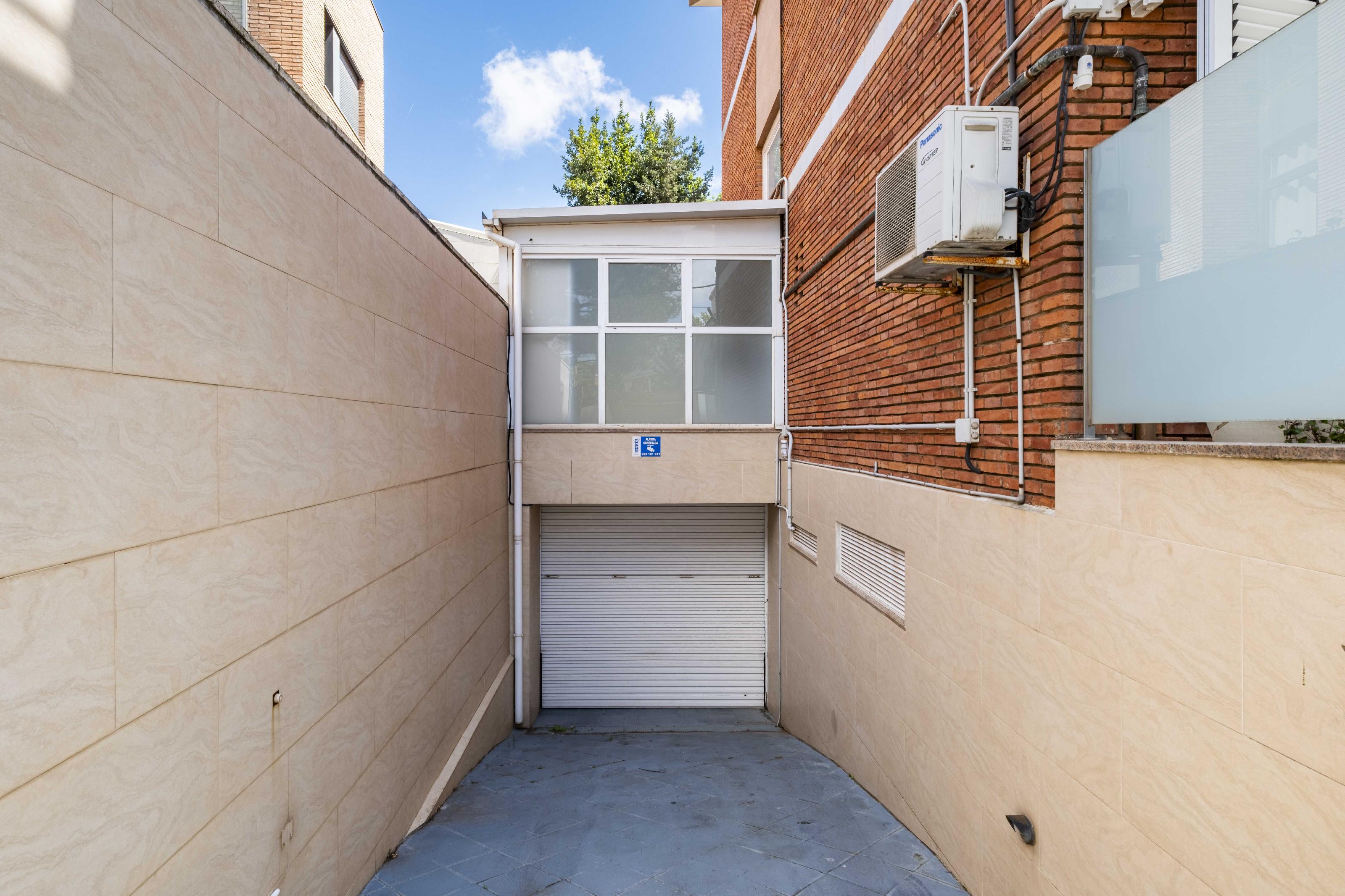 Imagen 39 Casa en venta en Barcelona / Font d´en Fargues