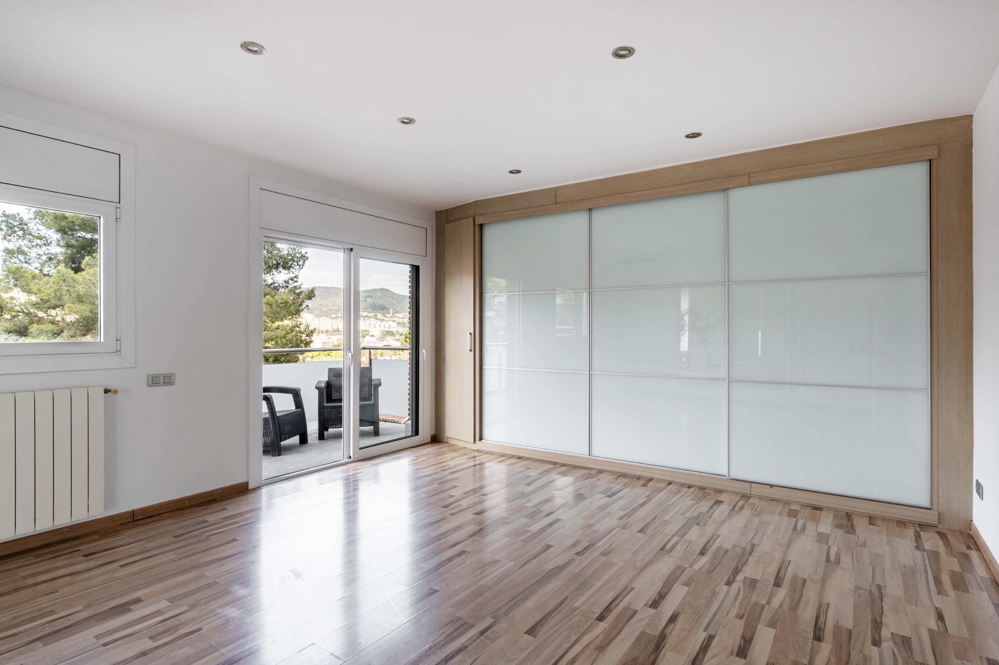 Imagen 29 Casa en venta en Barcelona / Font d´en Fargues