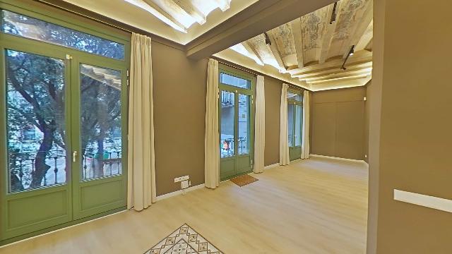 Imagen 12 Inmueble 300953 - Piso en venta en Barcelona / La Rambla - Plaça del Teatre