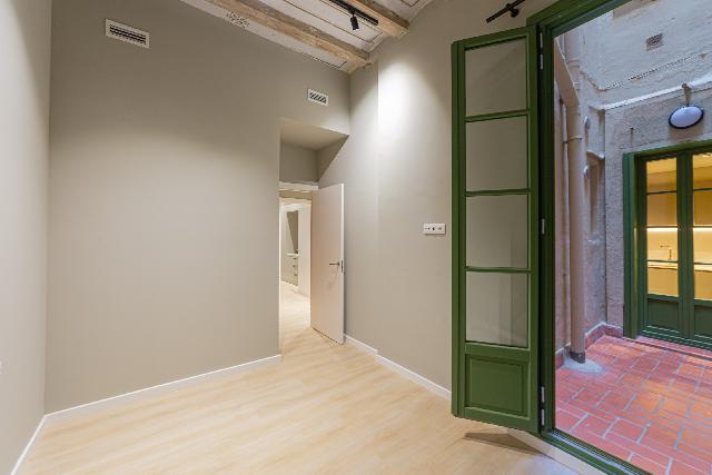 Imagen 28 Inmueble 300953 - Piso en venta en Barcelona / La Rambla - Plaça del Teatre