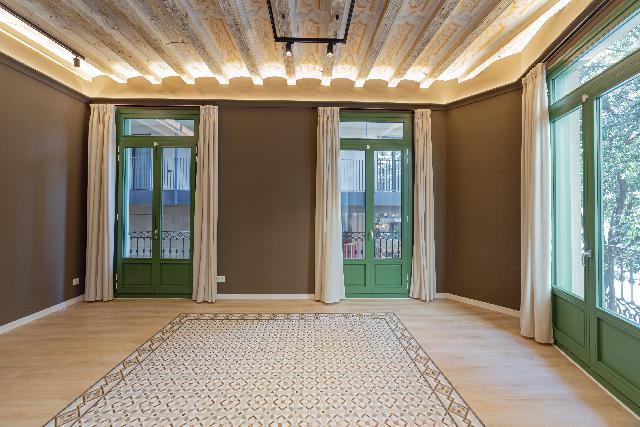 Imagen 10 Inmueble 300953 - Piso en venta en Barcelona / La Rambla - Plaça del Teatre