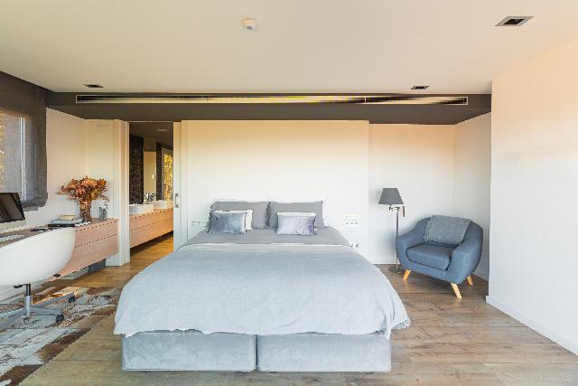 Imagen 11 Inmueble 301017 - Casa en venta en Barcelona / Funicular de Vallvidriera