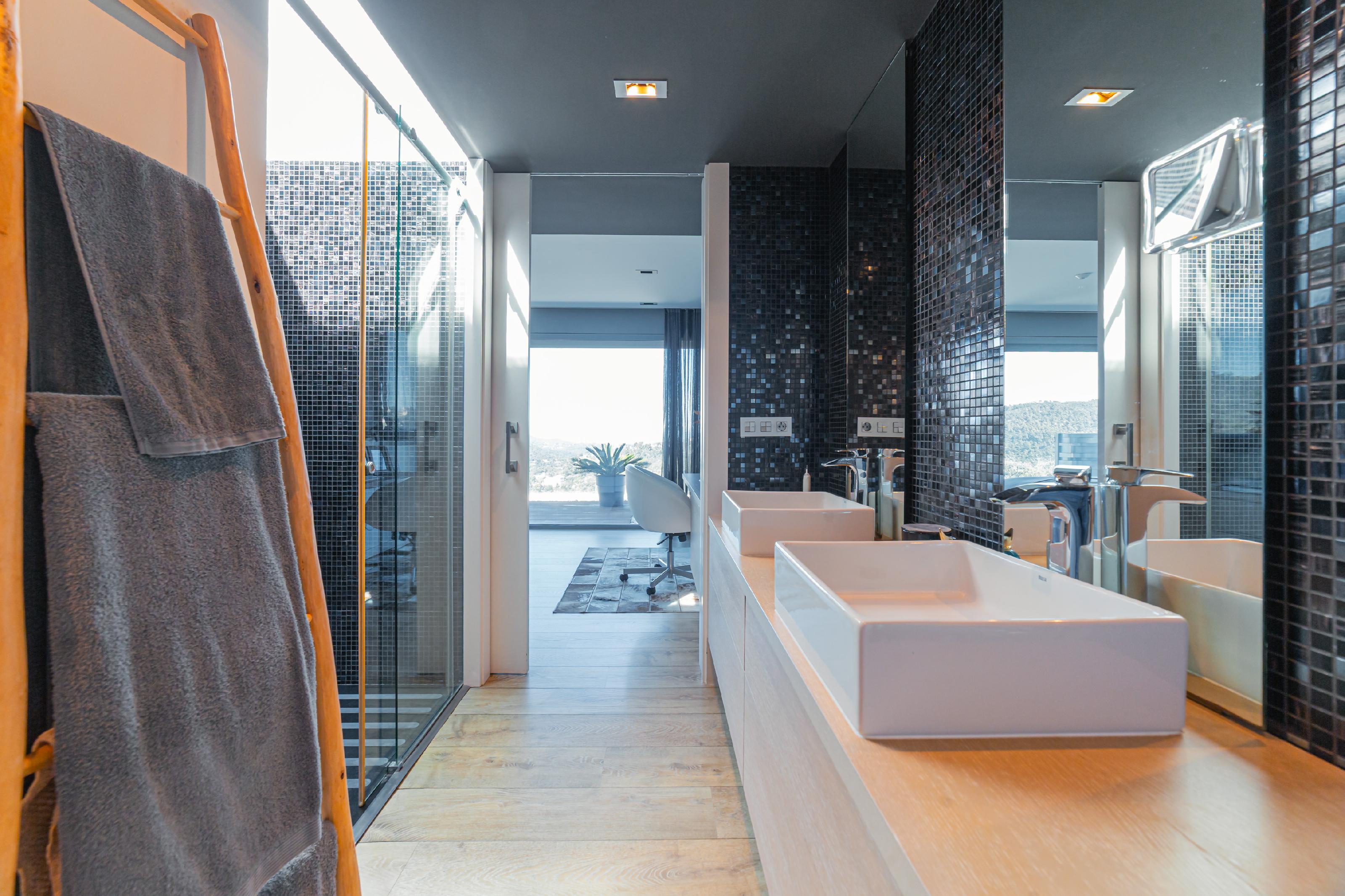 Imagen 27 Casa en venta en Barcelona / Funicular de Vallvidriera