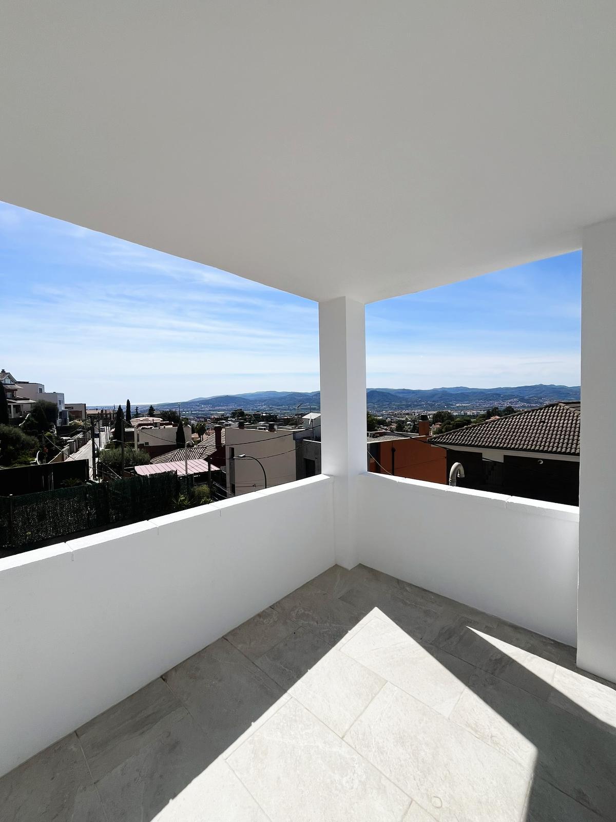 Imagen 5 Casa en venta en Esplugues De Llobregat / Esplugues - La Miranda