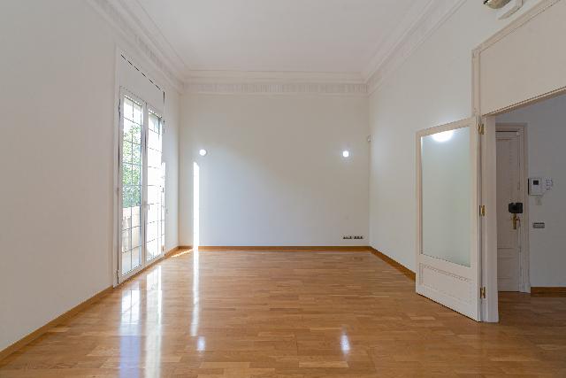 Imagen 10 Inmueble 301306 - Piso en venta en Barcelona / Diagonal - Francesc Macià