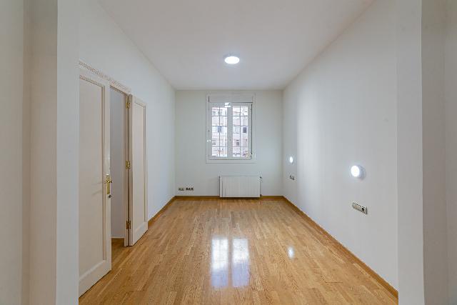 Imagen 11 Inmueble 301306 - Piso en venta en Barcelona / Diagonal - Francesc Macià