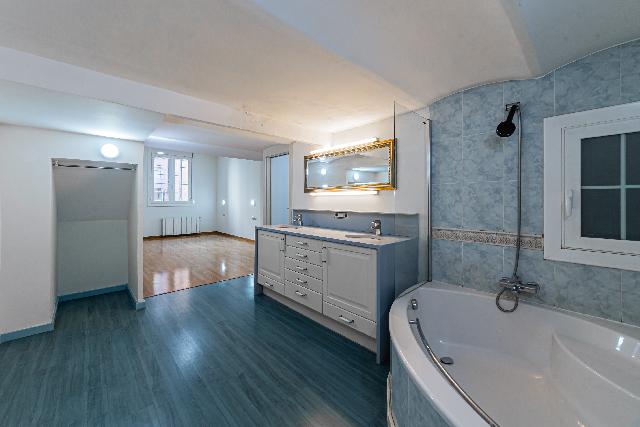 Imagen 36 Inmueble 301306 - Piso en venta en Barcelona / Diagonal - Francesc Macià