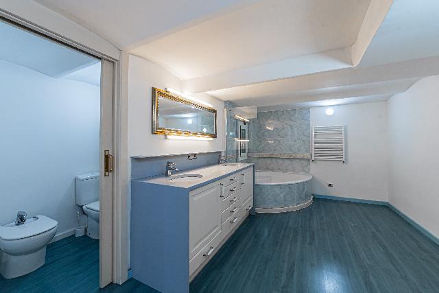 Imagen 4 Inmueble 301306 - Piso en venta en Barcelona / Diagonal - Francesc Macià