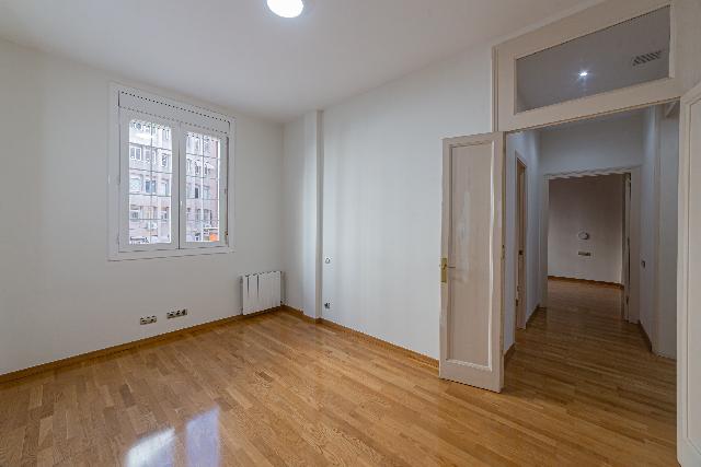 Imagen 14 Inmueble 301306 - Piso en venta en Barcelona / Diagonal - Francesc Macià