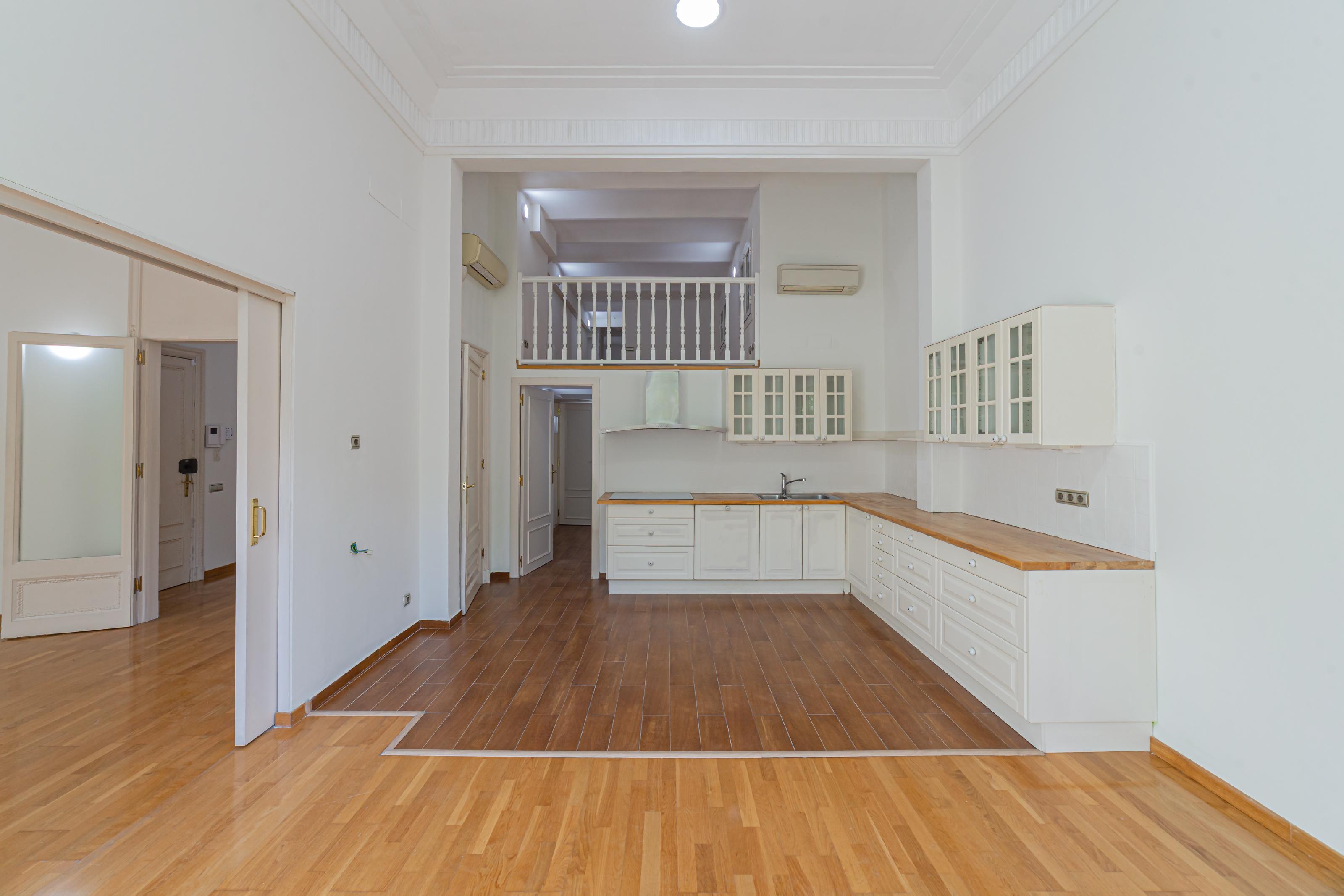 Imagen 12 Piso en venta en Barcelona / Diagonal - Francesc Macià