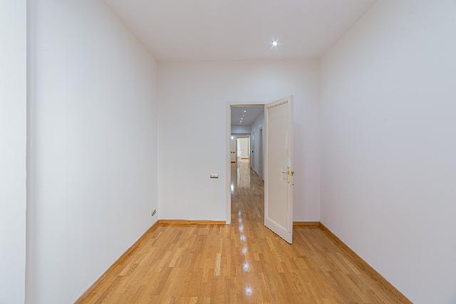 Imagen 8 Inmueble 301306 - Piso en venta en Barcelona / Diagonal - Francesc Macià
