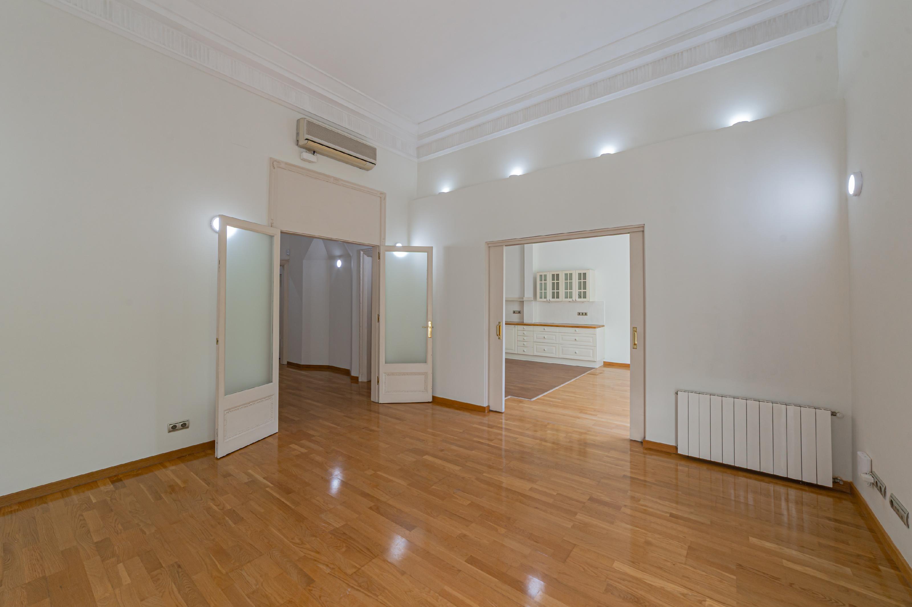 Imagen 15 Piso en venta en Barcelona / Diagonal - Francesc Macià