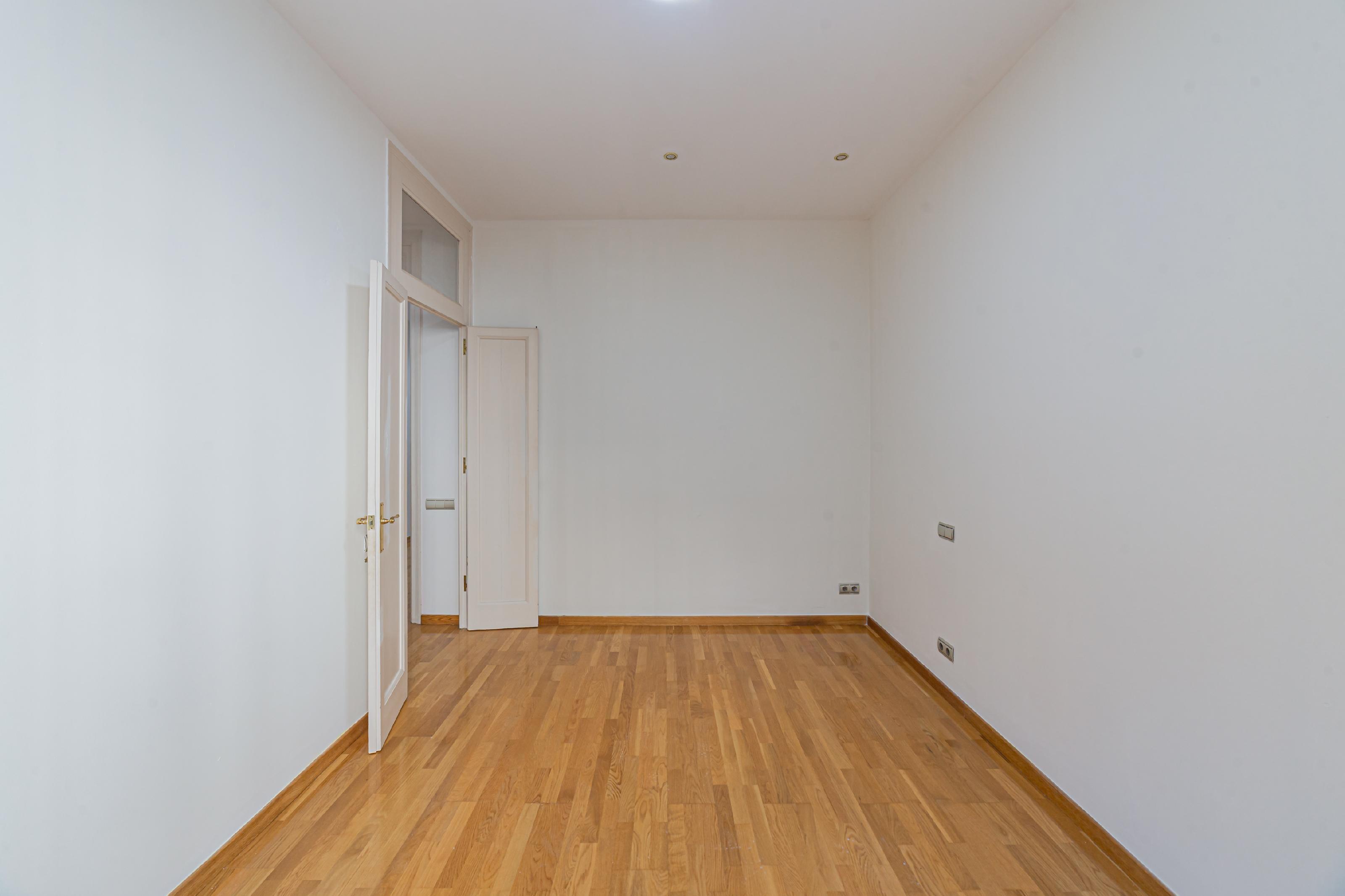 Imagen 28 Piso en venta en Barcelona / Diagonal - Francesc Macià