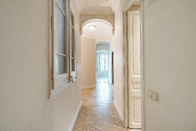 Imagen 8 Inmueble 301627 - Piso en venta en Barcelona / Paseo Sant Joan