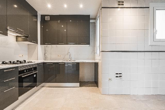 Imagen 3 Inmueble 301627 - Piso en venta en Barcelona / Paseo Sant Joan