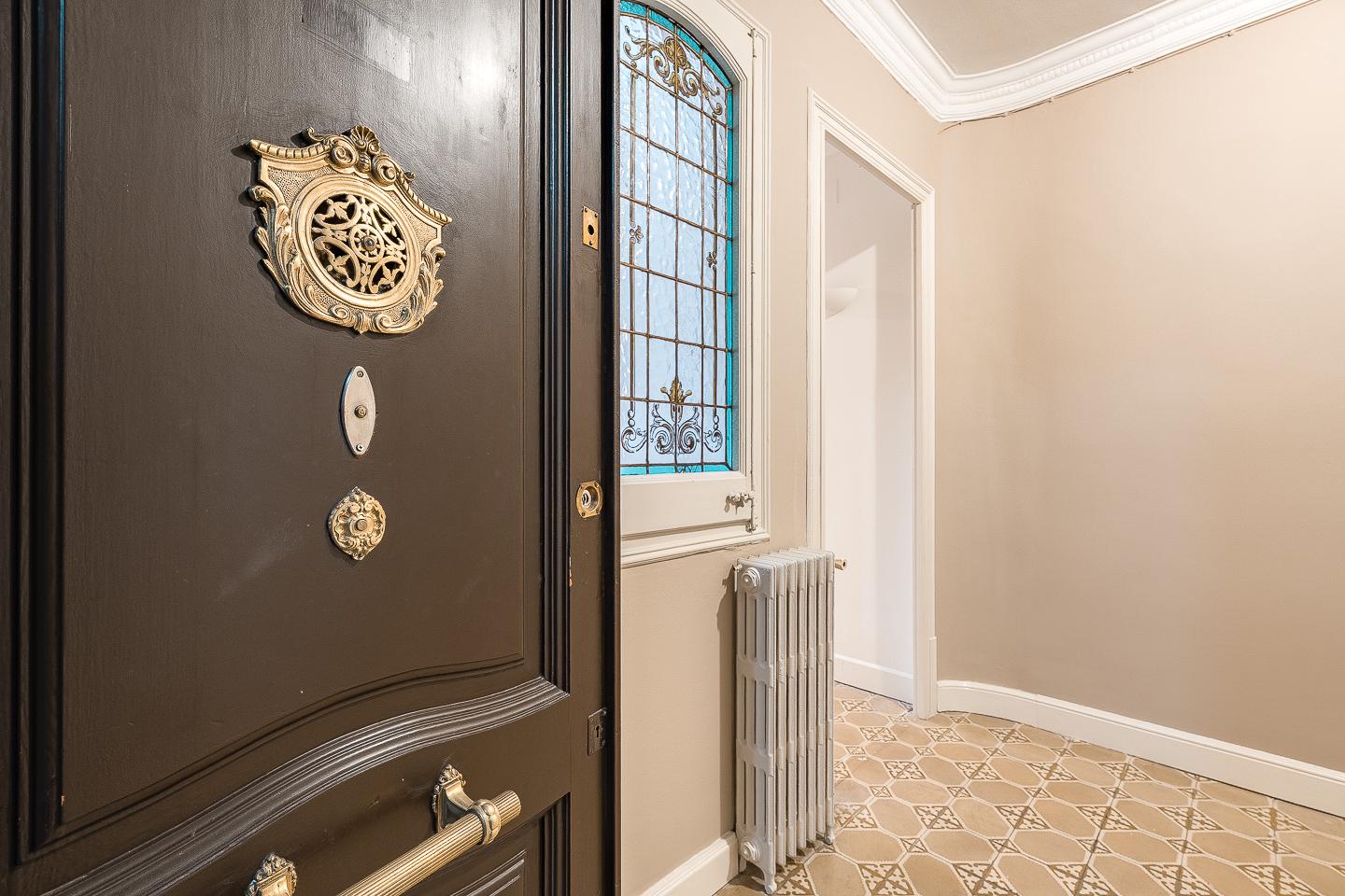 Imagen 6 Piso en venta en Barcelona / Paseo Sant Joan