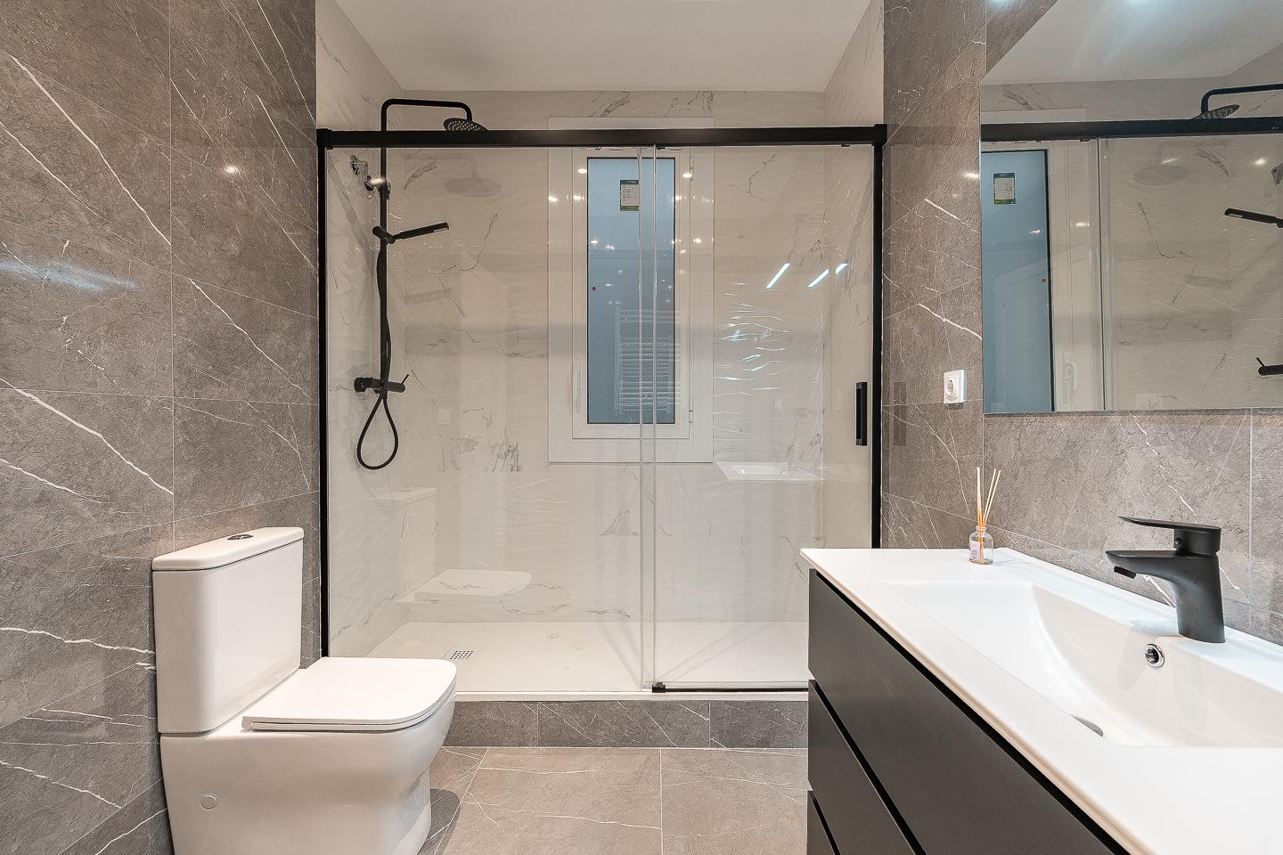 Imagen 4 Piso en venta en Barcelona / Paseo Sant Joan