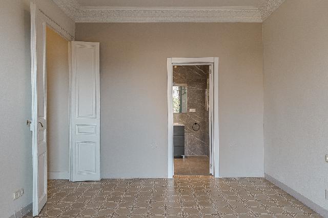 Imagen 21 Inmueble 301627 - Piso en venta en Barcelona / Paseo Sant Joan