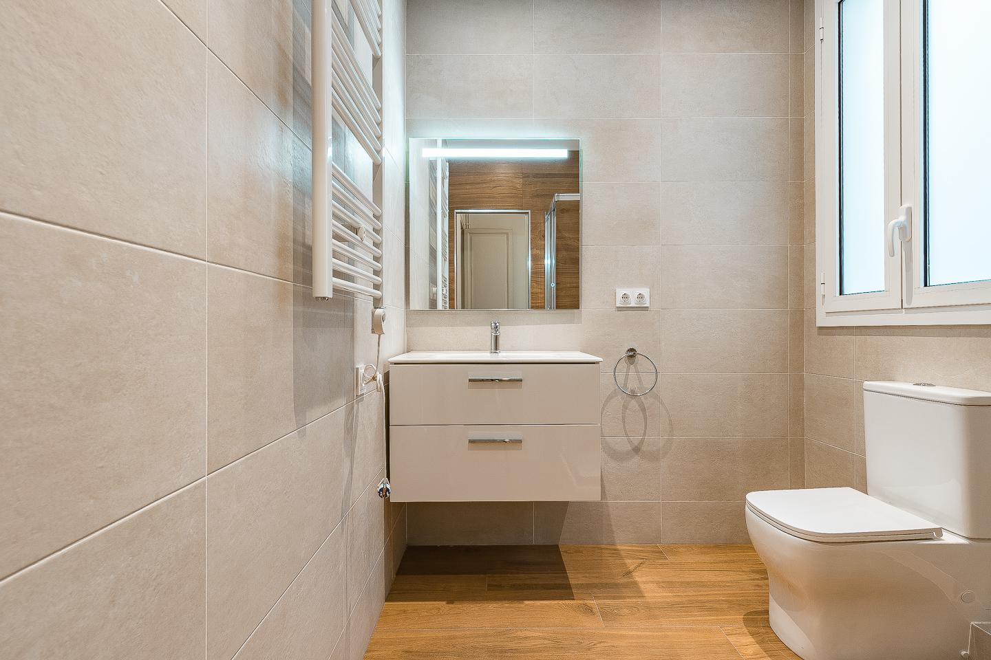 Imagen 26 Piso en venta en Barcelona / Paseo Sant Joan