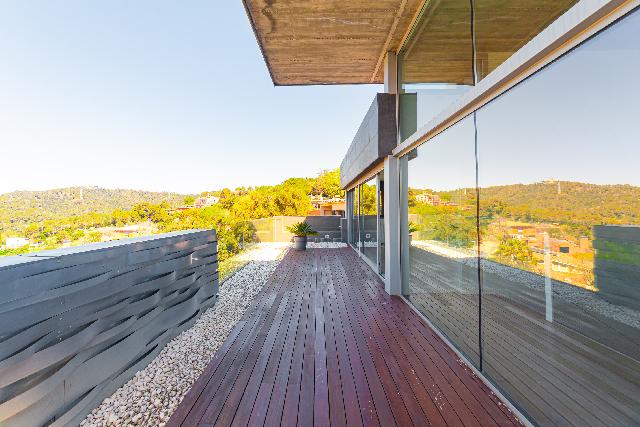 Imagen 2 Inmueble 301930 - Casa en venta en Barcelona / Funicular de Vallvidriera