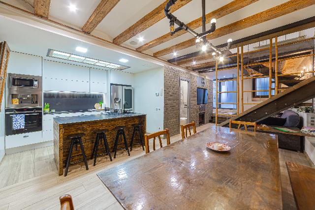 Imagen 2 Inmueble 302002 - Dúplex en venta en Barcelona / Próximo a Ronda Sant Pau