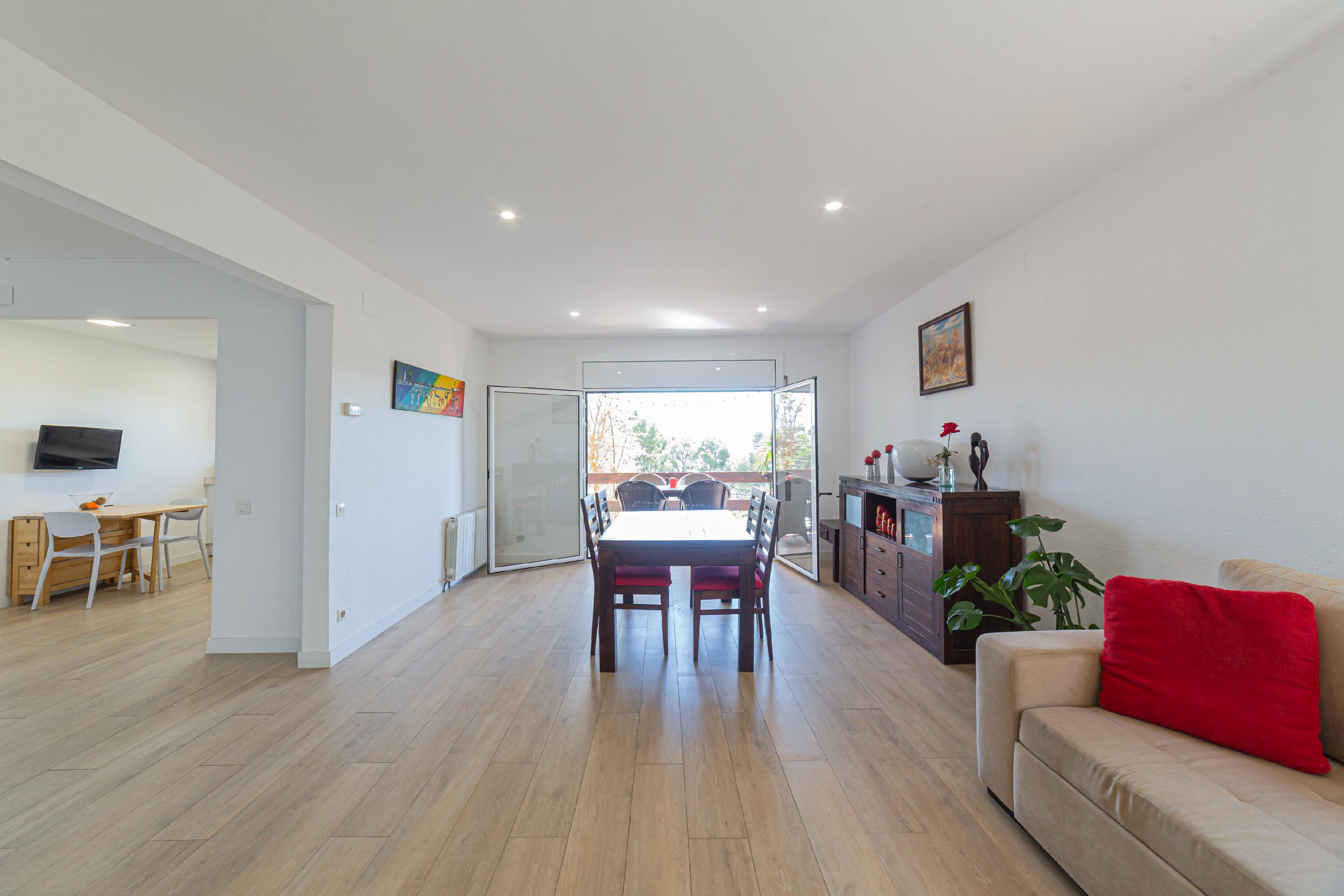 Imagen 3 Casa en venta en Castelldefels / Castelldefels - Montmar