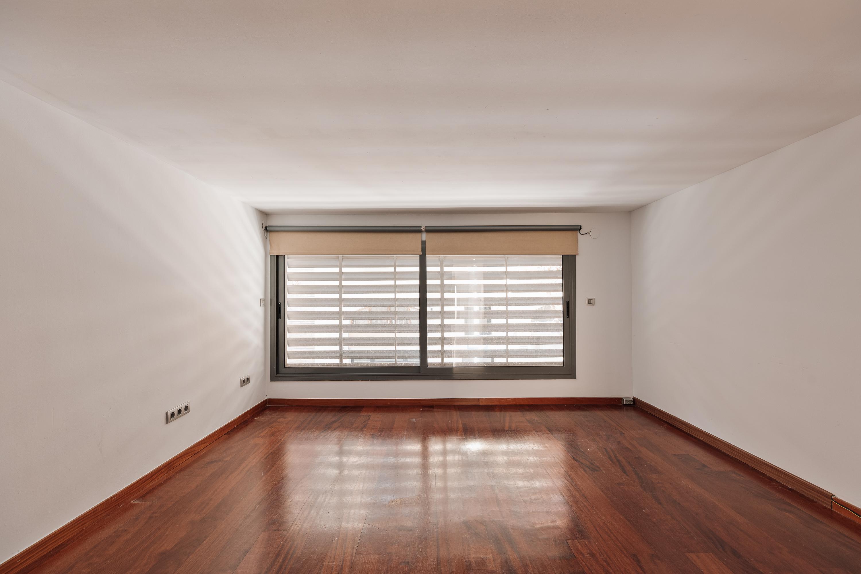 Imagen 10 Piso en venta en Barcelona / Sagrada Familia 