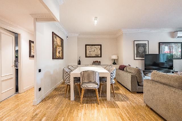 Imagen 3 Inmueble 302369 - Piso en venta en Barcelona / Calle Calatrava-Vía Augusta