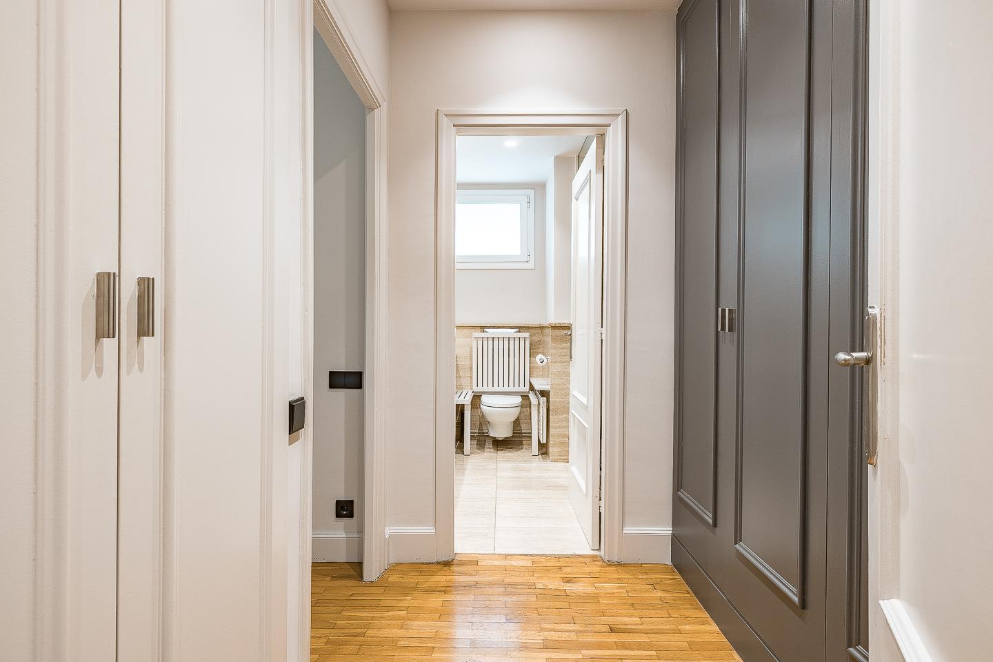 Imagen 17 Piso en venta en Barcelona / Calle Calatrava-Vía Augusta