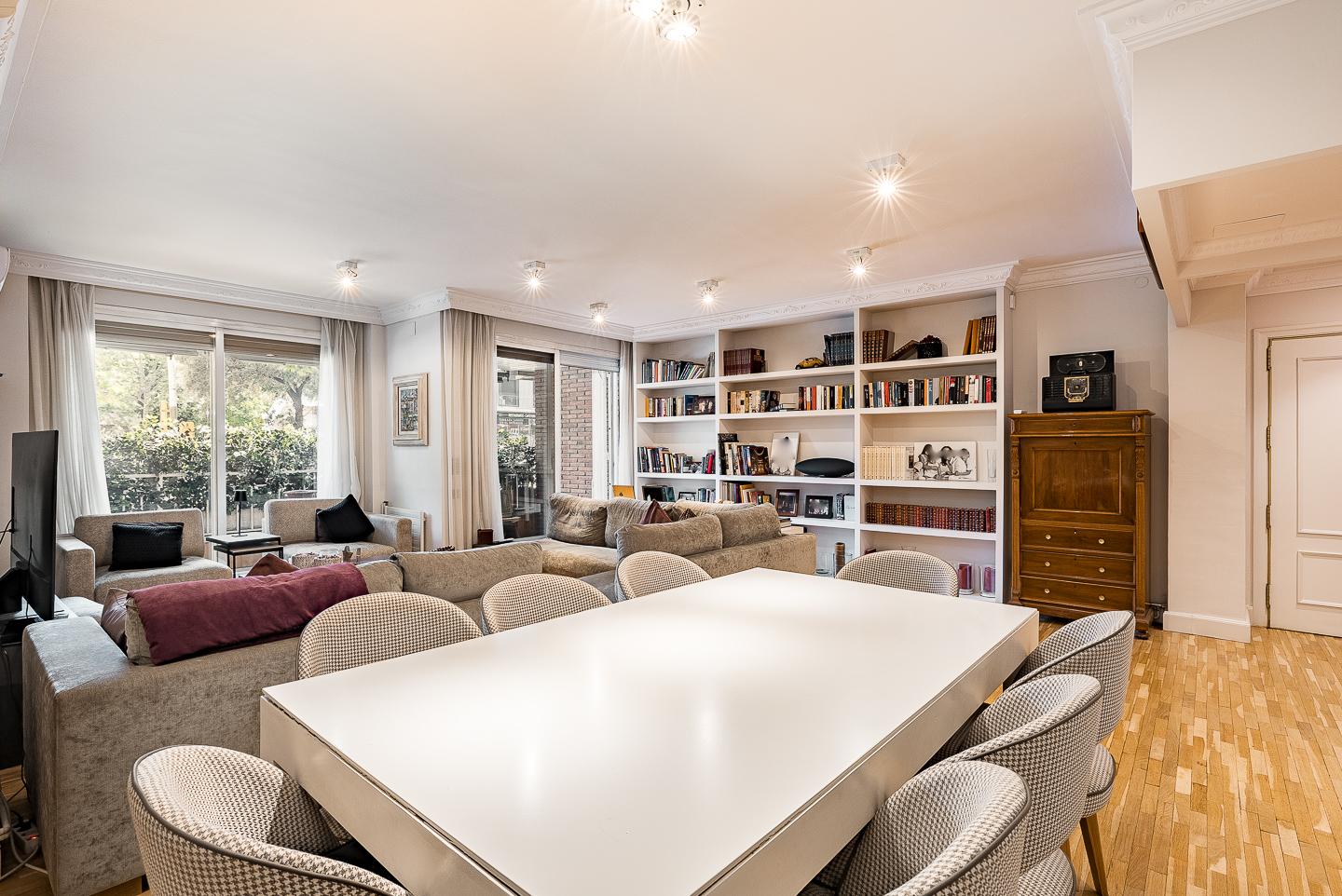 Imagen 8 Piso en venta en Barcelona / Calle Calatrava-Vía Augusta