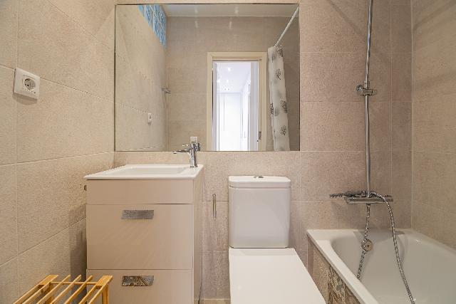 Imagen 18 Inmueble 302373 - Piso en venta en Barcelona / Jardines Joaquim Ruyra- L´illa diagonal