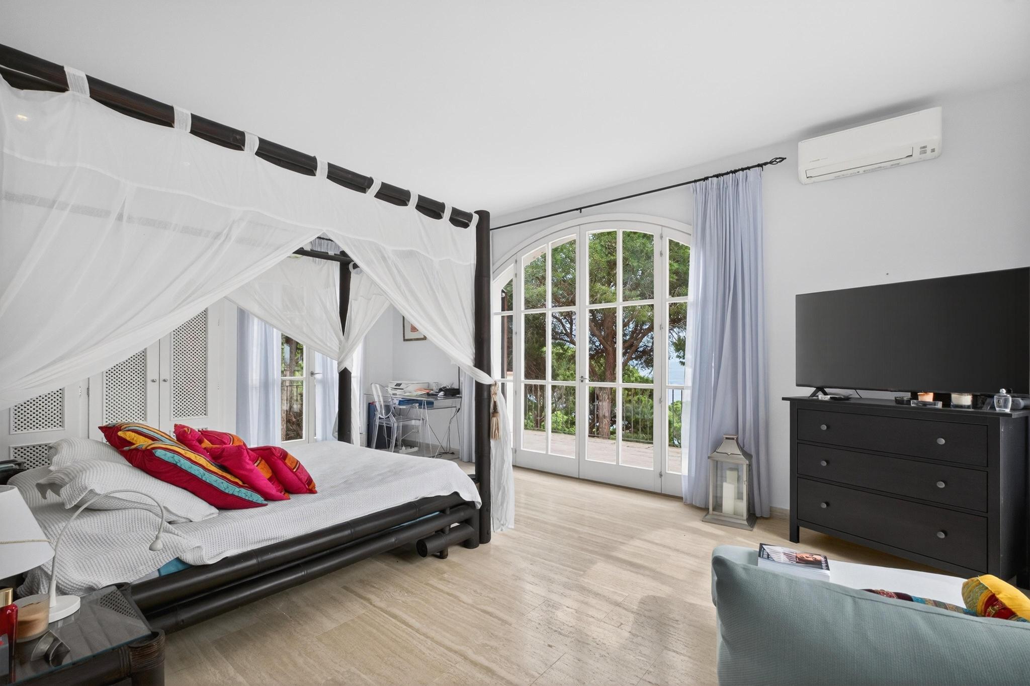 Imagen 2 Casa en venta en Sant Feliu De Guíxols / Próximo al mar y del centro de Sant Feliu de Guixols