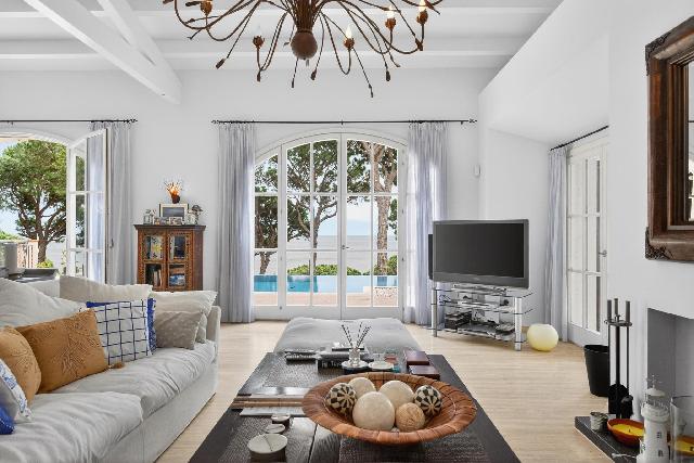 Imagen 1 Inmueble 302464 - Casa en venta en Sant Feliu De Guíxols / Próximo al mar y del centro de Sant Feliu de Guixols