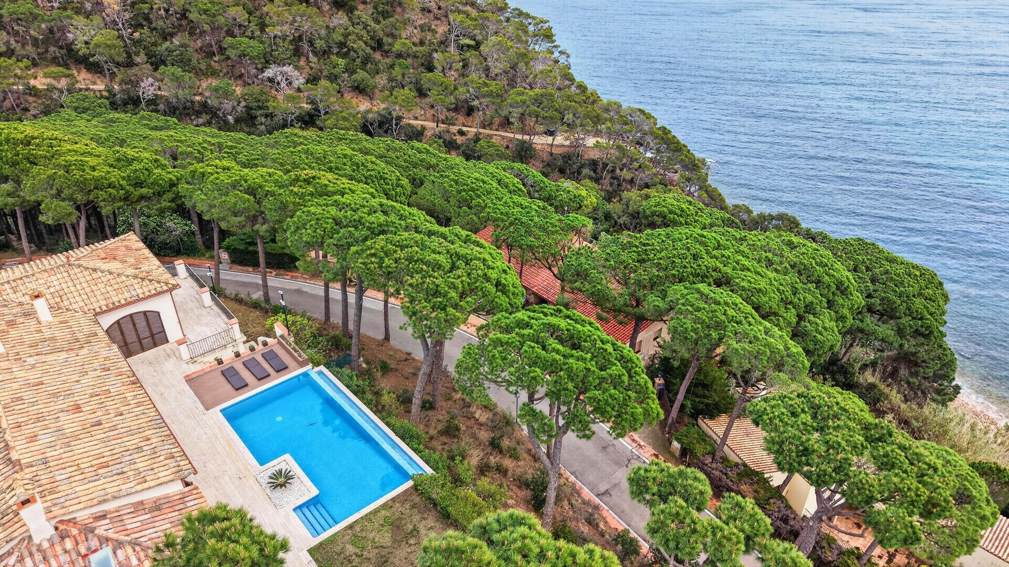 Imagen 37 Casa en venta en Sant Feliu De Guíxols / Próximo al mar y del centro de Sant Feliu de Guixols