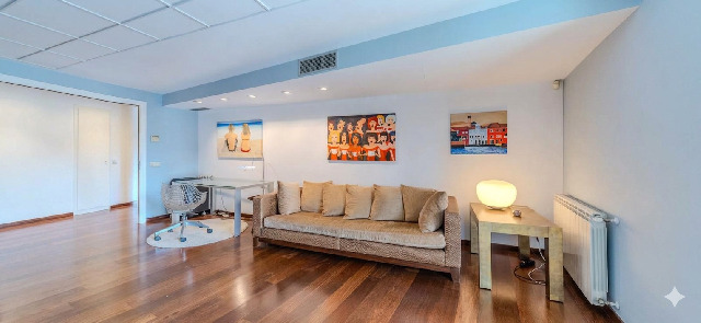 Imagen 28 Inmueble 302487 - Piso en venta en Barcelona / Las Tres Torres - Nena Casas