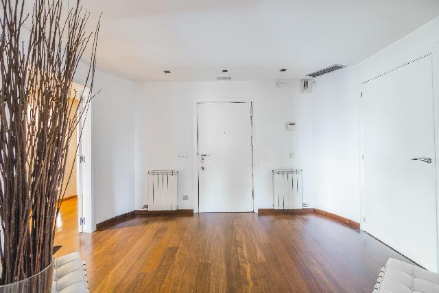 Imagen 7 Inmueble 302487 - Piso en venta en Barcelona / Las Tres Torres - Nena Casas