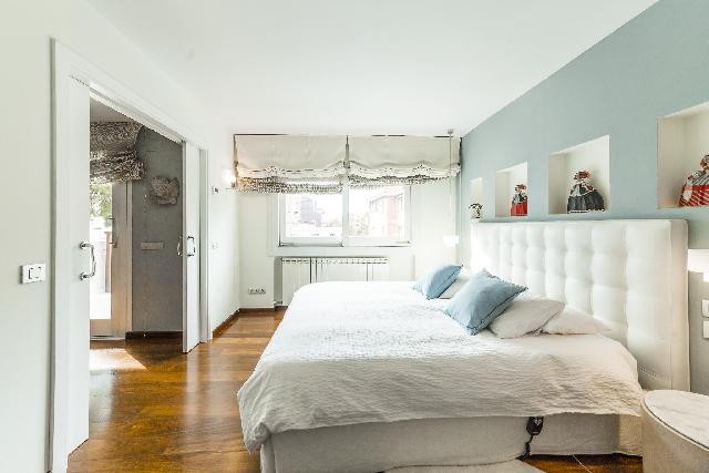 Imagen 18 Inmueble 302487 - Piso en venta en Barcelona / Las Tres Torres - Nena Casas